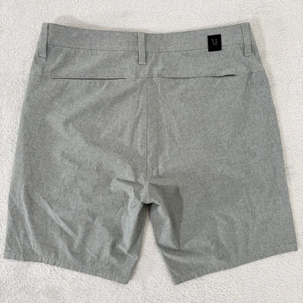 Vuori Aim Shorts Mens 32 Gray 8